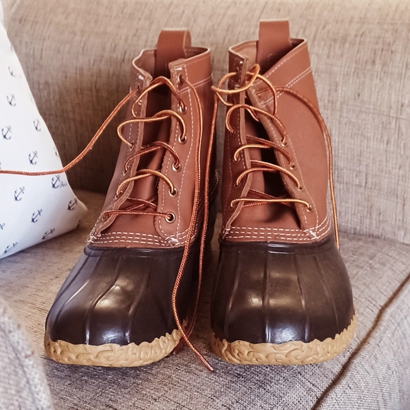 Brown and Black Duck Boots - Picture 2 of 3